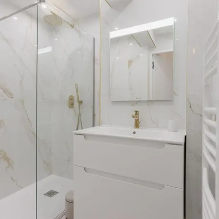 7 Pradignac Full 3bdrs By Halldis *