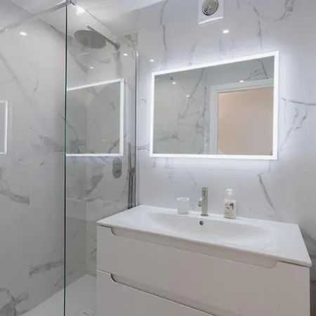 7 Pradignac Full 3bdrs By Halldis Apartment